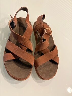 Chaco Clay Suede Strappy Adjustable Sandal, 7